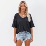 Dark_v-neck_t-shirt_photograph_20261021220053