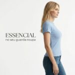Woman_wearing_ribbed_shirt_20261019221136