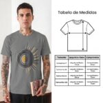 Camiseta Masculina Retrô Rock com Estampa Musical