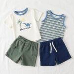 Clothing_set_arranged_flat_lay_20261017101058